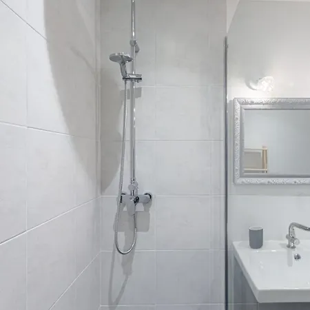 Appartement Guestready - Urban Escape Steps From The Action Bordeaux