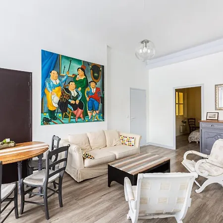 Daire Guestready - Urban Escape Steps From The Action Bordeaux